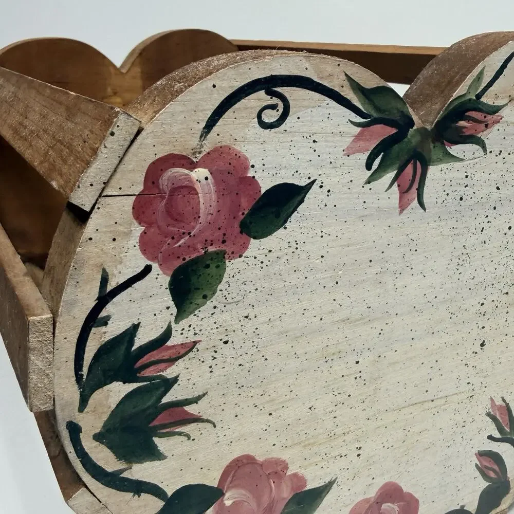 Vintage Wood Heart Basket Planter Farmhouse Country 10
